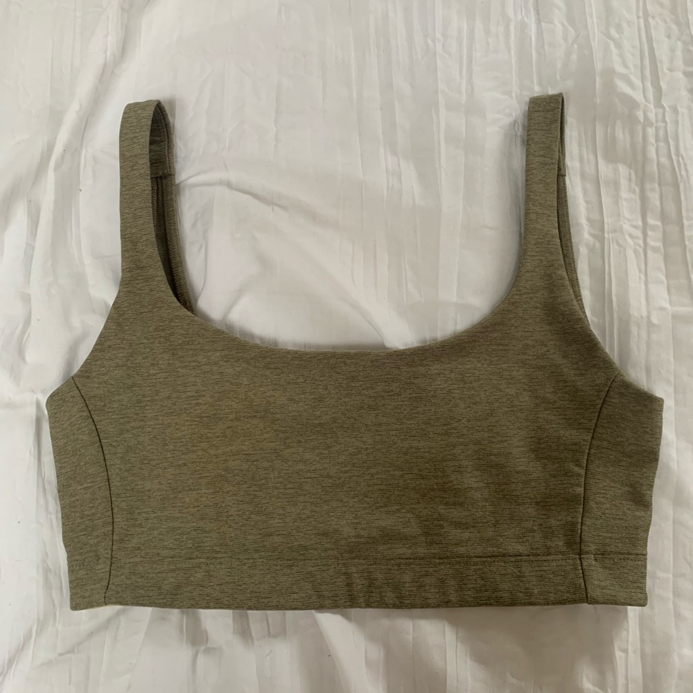 outdoor voices double time sports bra size small